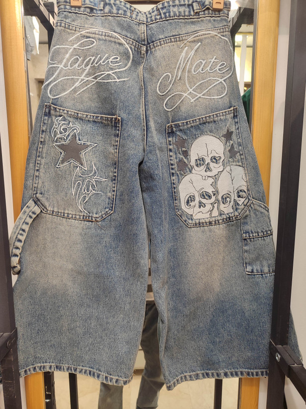 شلوار جین جورتس (Jorts) آبی طرح دار پارچه ترک